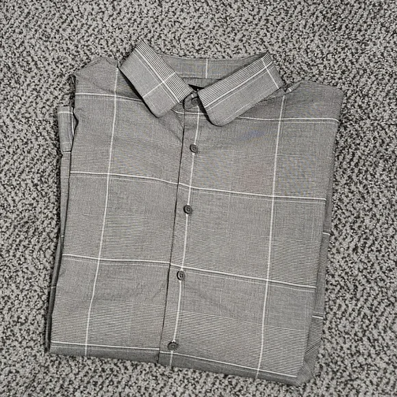 Sale: Men’s Express Stretch Dress Shirt - X-Large - Picture 7 of 7